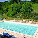 Le Lion D'or فندق Manzac-sur-Vern