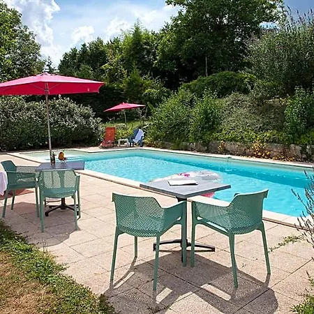 Le Lion D'or 3* Manzac-sur-Vern