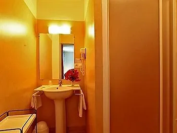 Hotel Le Lion D'or Manzac-sur-Vern