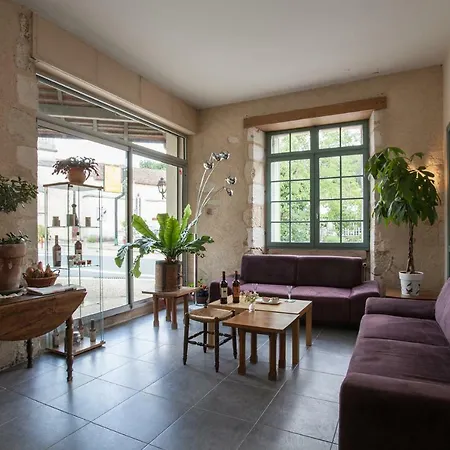 Le Lion D'or 3* Manzac-sur-Vern