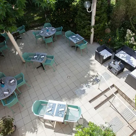 Le Lion D'or Szálloda