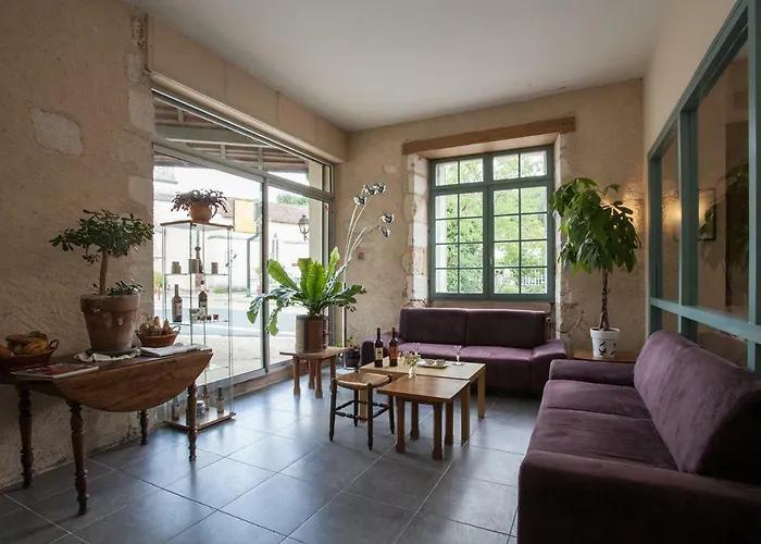 Le Lion D'or 3* Manzac-sur-Vern